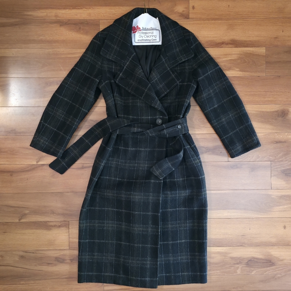 Vince Black and Gray Coat